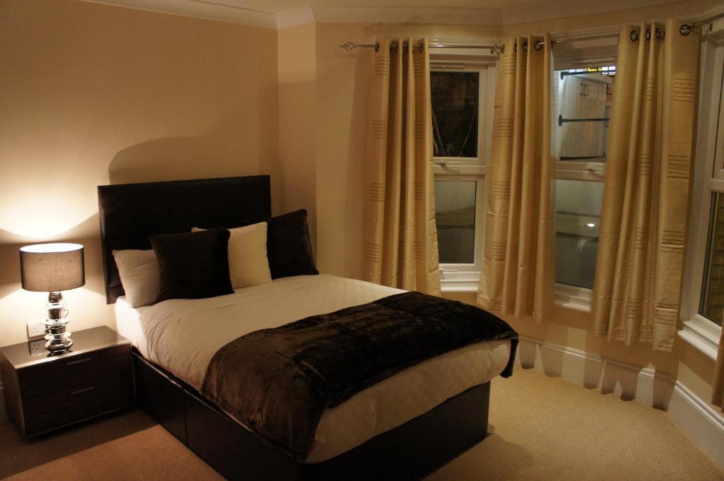 Sapphire Hotel London Room photo