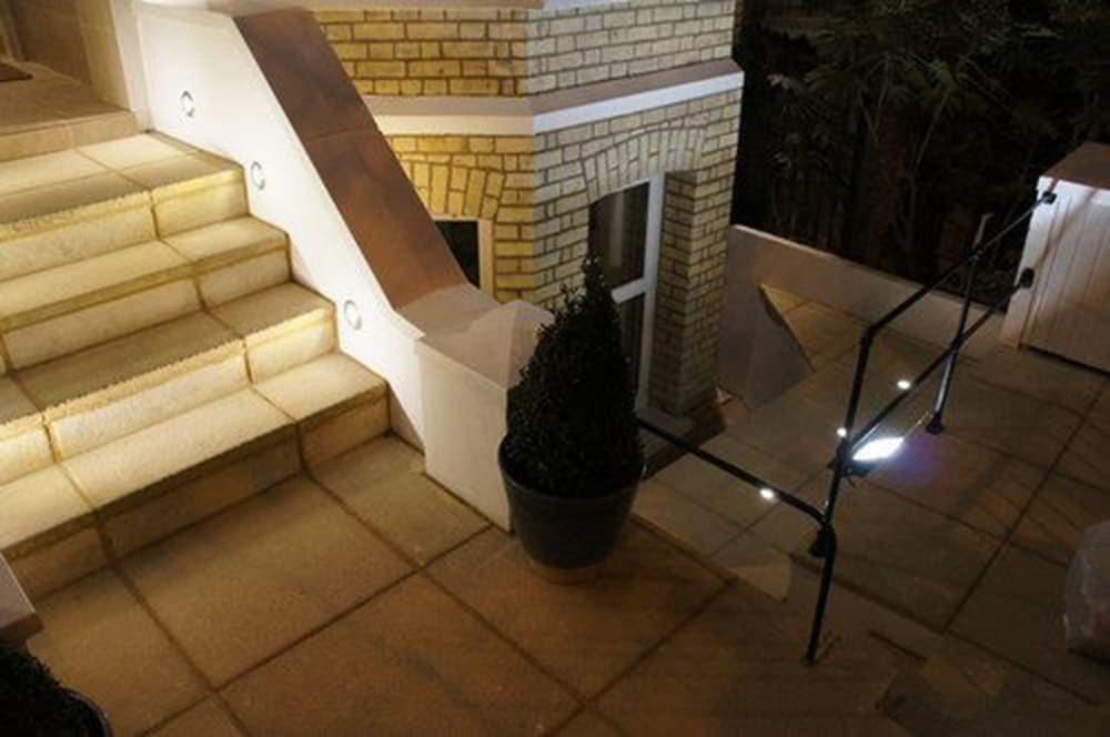 Sapphire Hotel London Exterior photo